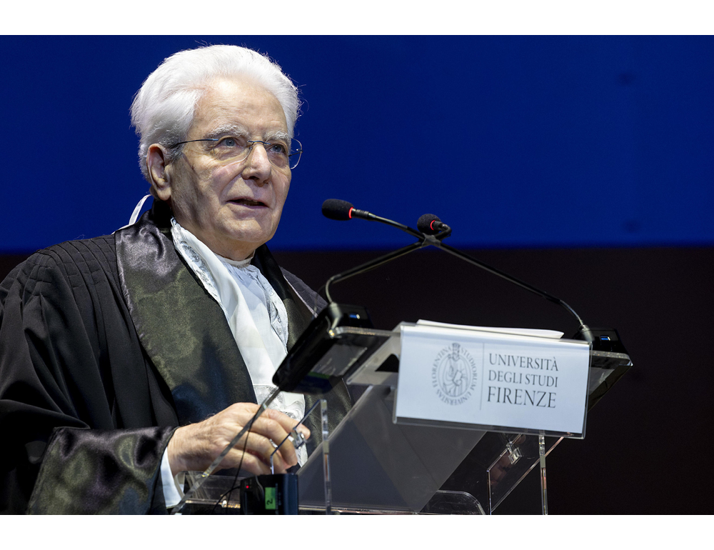 Mattarella, non permettiamo che si realizzi una regressione a tirannide cesarista