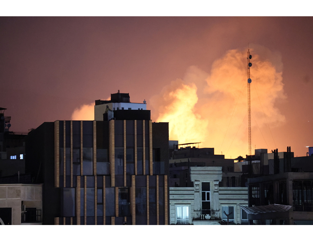 Media Iran, ‘raid su commissariato Teheran, civili morti e sotto macerie’