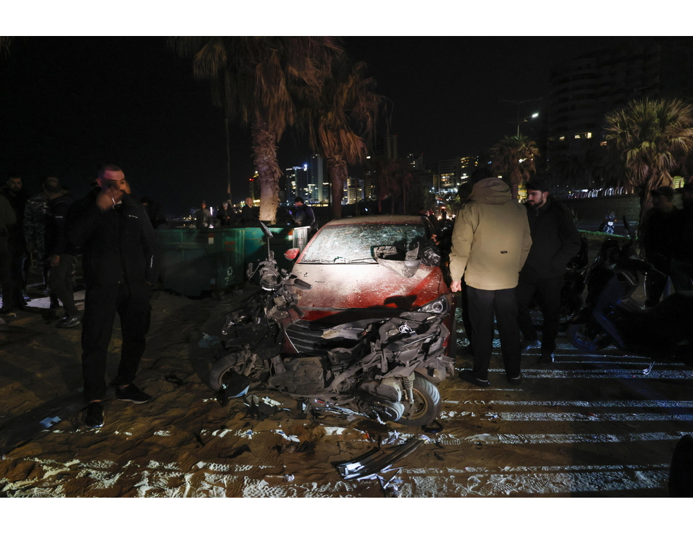 ‘Media, ‘Otto morti per un drone israeliano a Beirut’ (2)