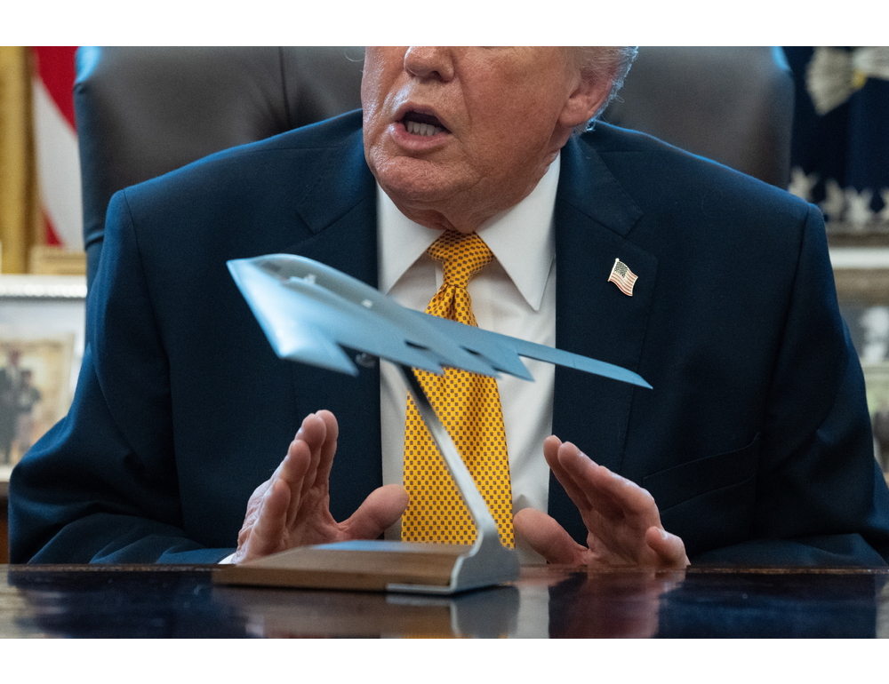 Media: ‘Trump valuta l’invio di migliaia di soldati in Medio Oriente’