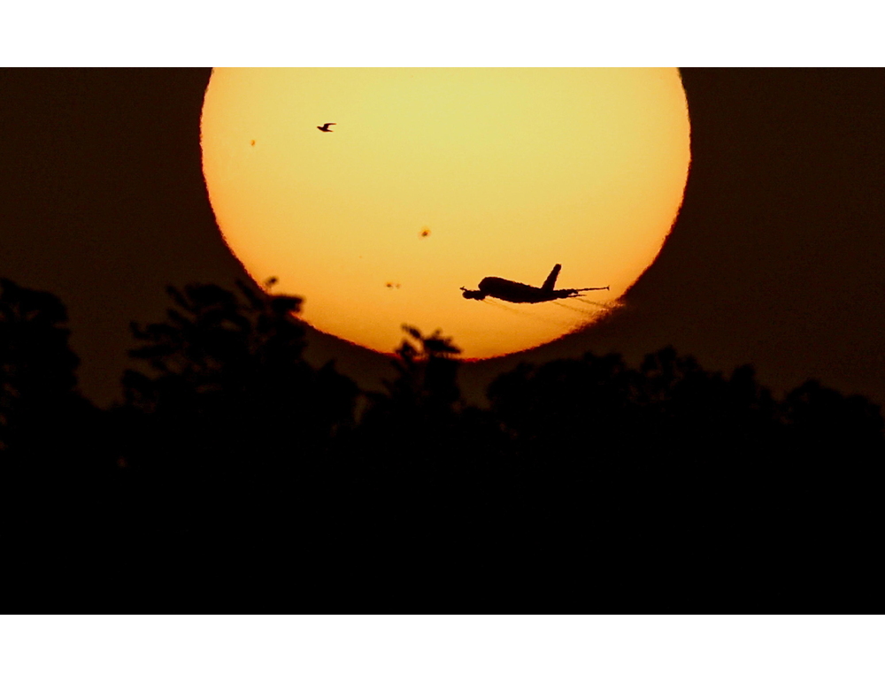 Media, ‘attacco dell’Iran con droni all’aeroporto di Dubai’