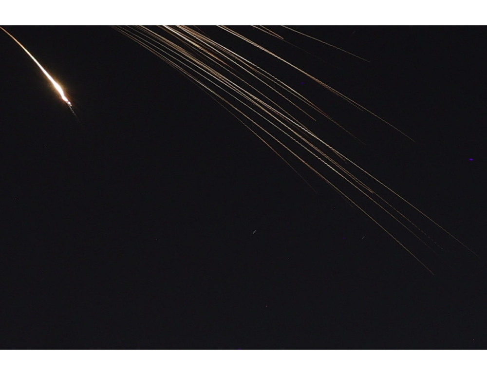 Media, ‘oltre 100 feriti negli attacchi dell’Iran a Dimona e Arad in Israele’