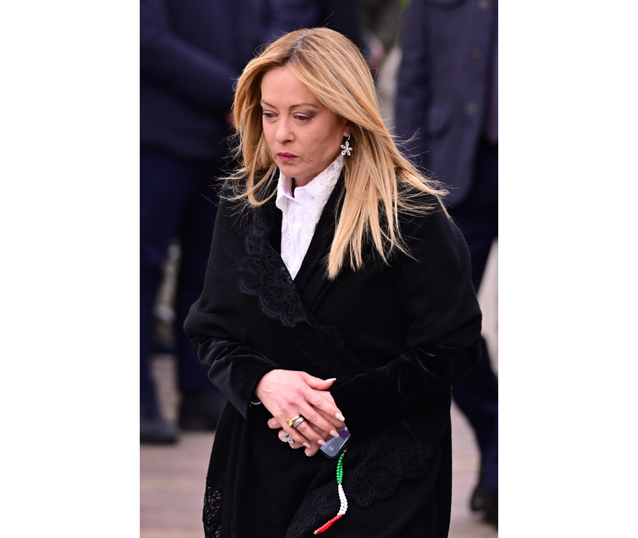 Meloni, i 7 miliardi della Coesione per alloggi calmierati e misure su energia