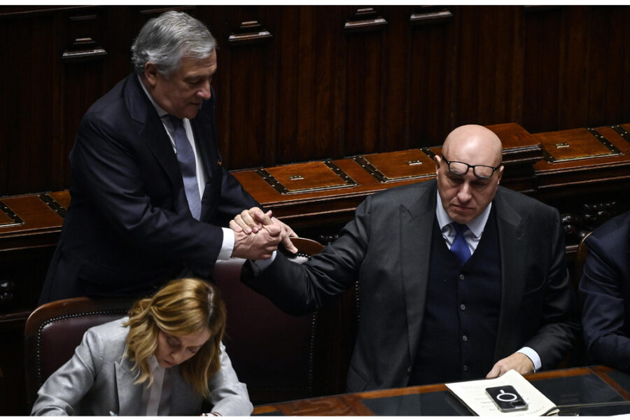 "Solidarietà e vicinanza ai militari