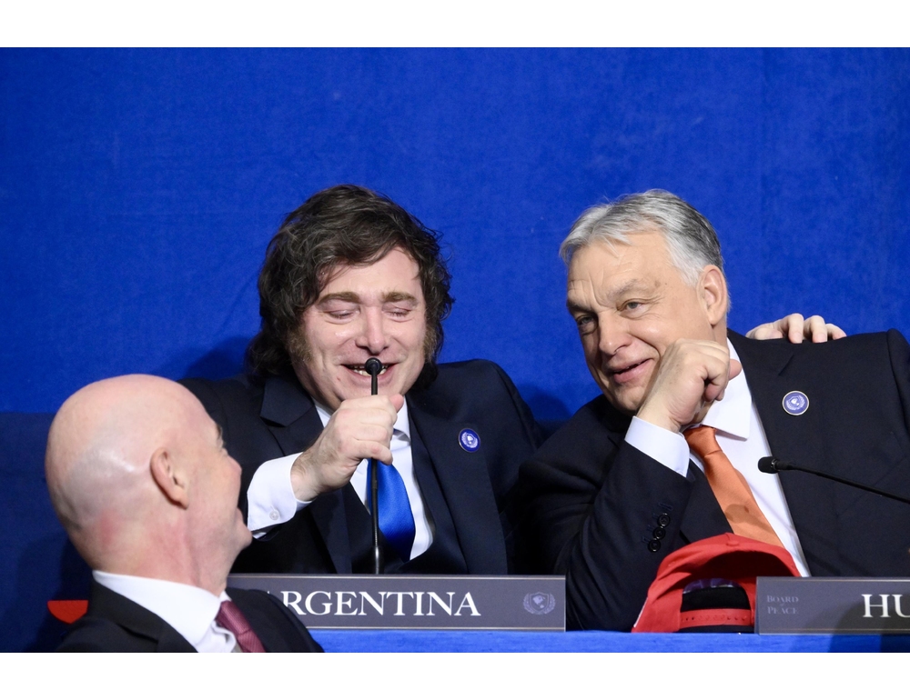 Milei arriva in Ungheria, incontro con Orban e intervento alla Cpac