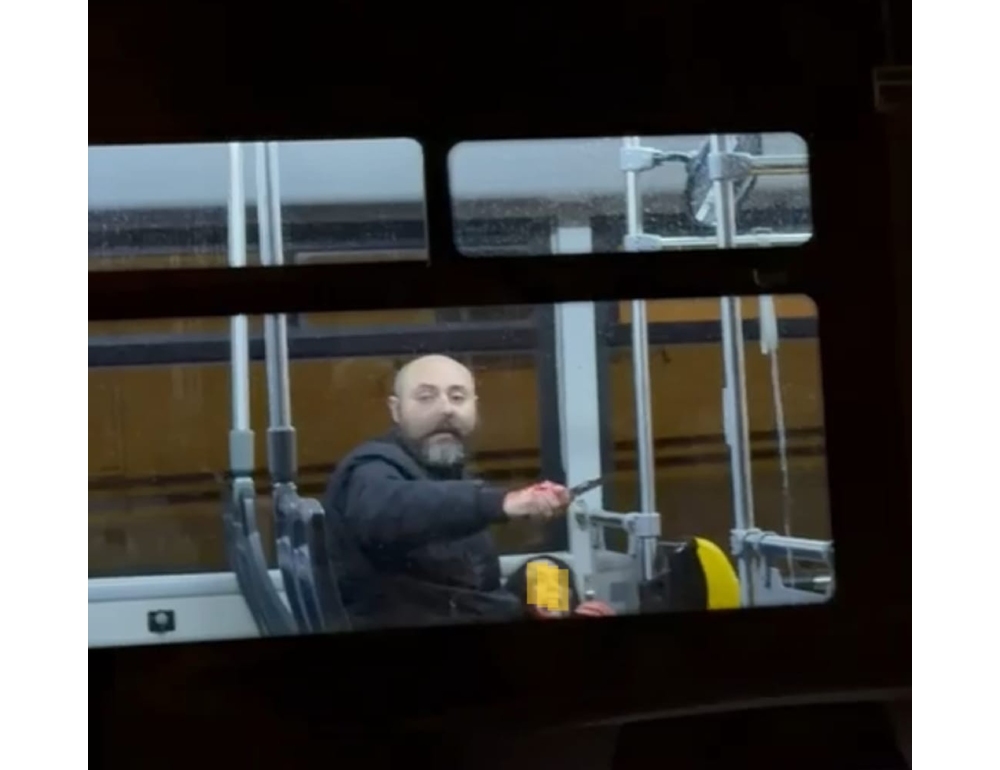 Morto suicida 39enne che a Napoli ha aggredito una penalista sul bus