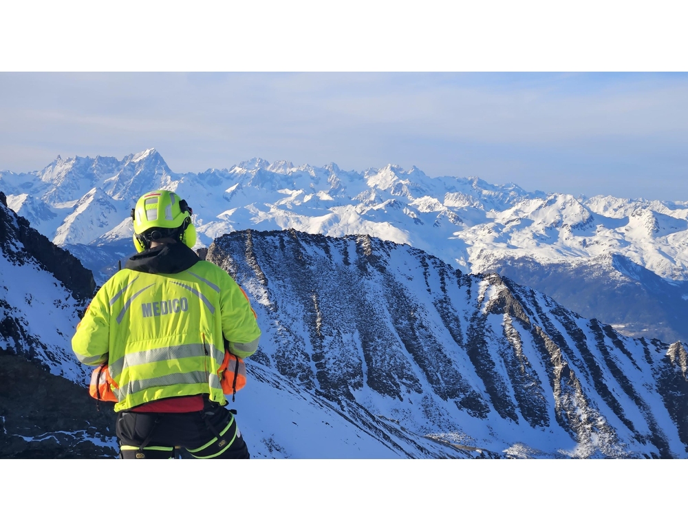 Notte nella bufera in Valle d’Aosta, recuperati due scialpinisti