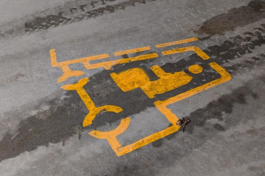 Indagini dei carabinieri. L'uomo aveva 62 anni.