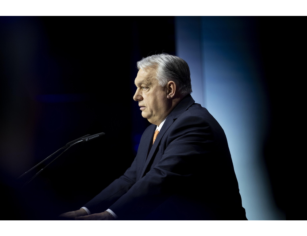 Orban, ‘nessuna decisione favorevole a Kiev senza il petrolio’