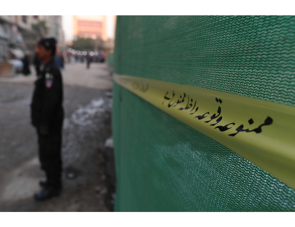 Pakistan, almeno 8 morti in tentato assalto a consolato Usa a Karachi