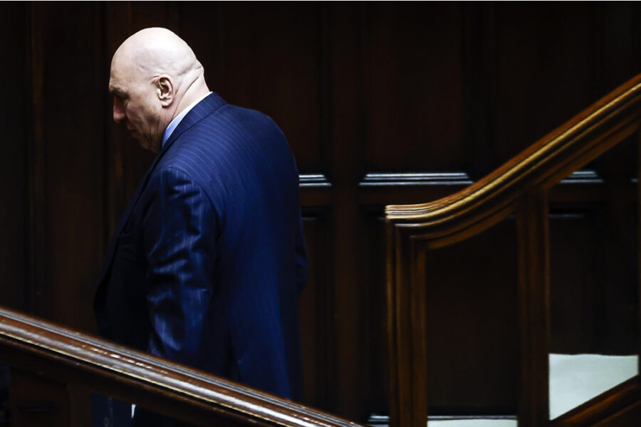 Legittimo chiedersi quale sia stato livello di informazione preventiva del Governo su Iran