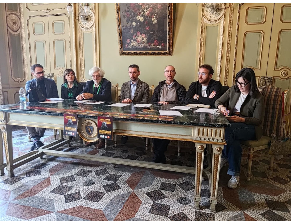 Pd, ‘a Torino è emergenza crack, pipe gratis per limitare il danno’