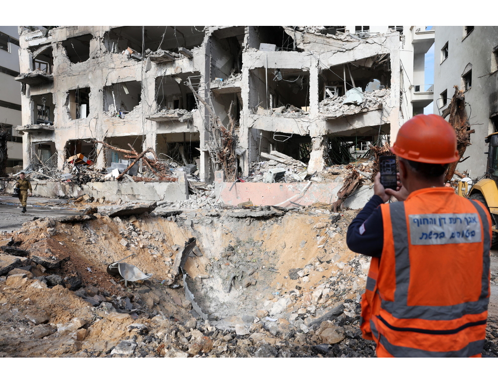 Polizia Tel Aviv, ‘l’Iran ha colpito i civili con bombe a grappolo’