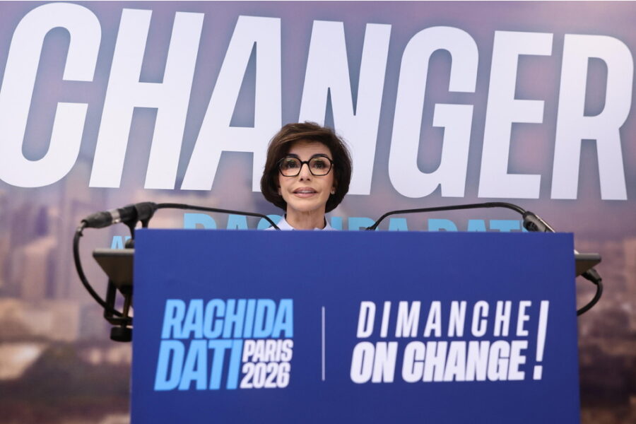 Sconfitta nelle comunali a Parigi dallo sfidante socialista Gregoire