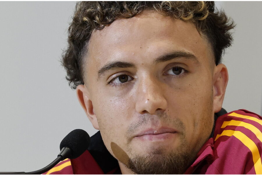 Banda di 6 uomini armati