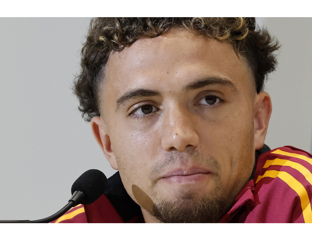 Rapina in casa El Aynaoui, calciatore della Roma chiuso in una stanza