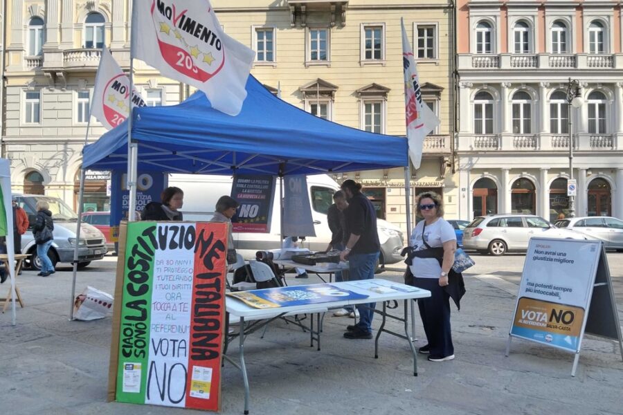 Parlamentare a presidio