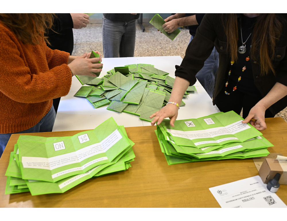 Referendum, a Torino ha voltato quasi il 64% degli elettori