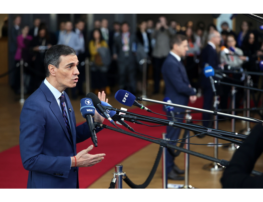 Sanchez, ‘guerra in Iran illegale, c’è chi la usa contro il Green Deal’