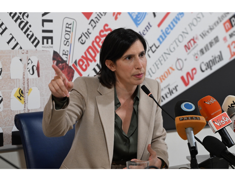 Schlein, governo venga in Parlamento a dire no all’uso delle basi