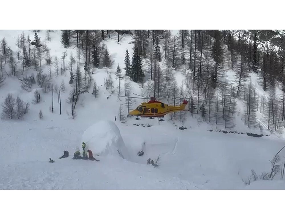 Scialpinisti in un crepaccio sul Monte Rosa, ricerche ancora sospese