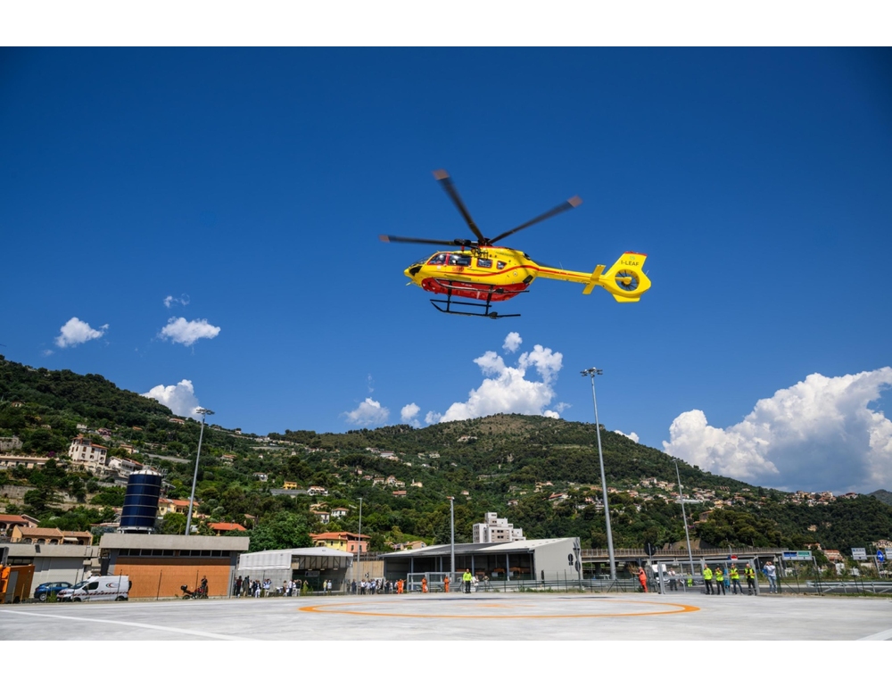 Scontro tra 4 auto nel Bergamasco, due morti e diversi feriti