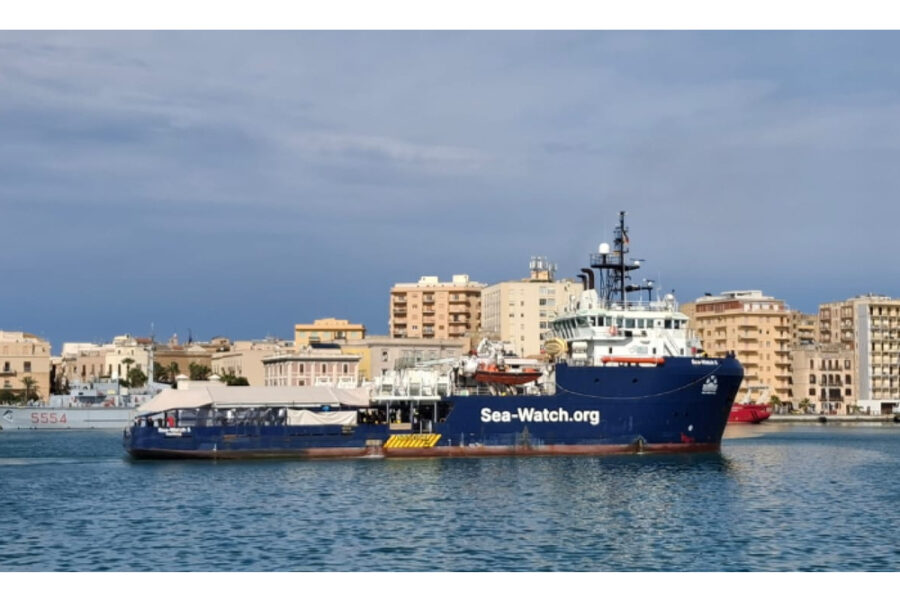 Le autorità italiane avevano assegnato alla nave il porto di Marina di Carrara