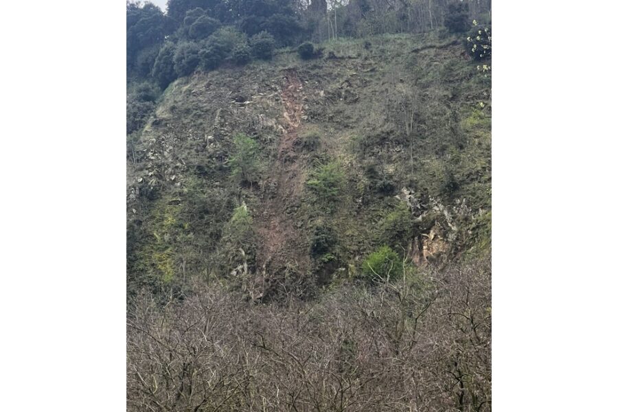 L'episodio in mattinata a causa delle piogge degli ultimi giorni