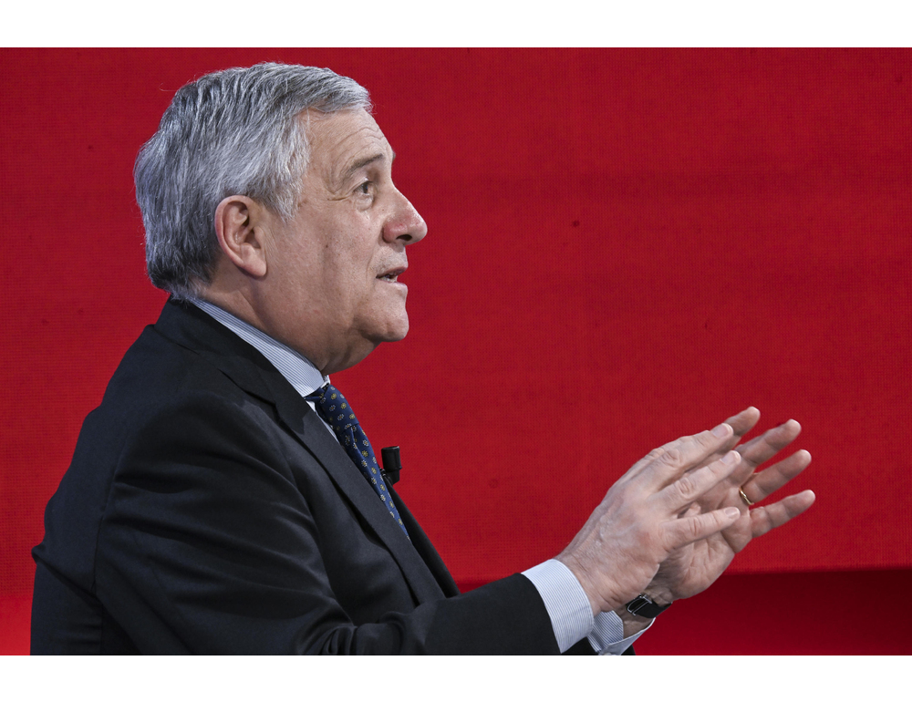 Tajani, l’acqua è un diritto e un fattore di stabilità