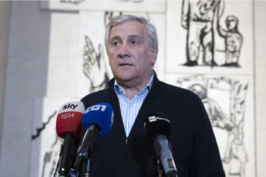 'Seguo le condizioni dei connazionali. Riunirò anche la task force commercio estero'