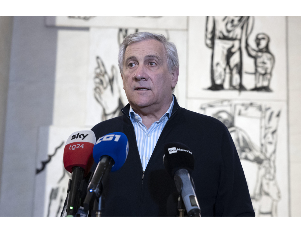 Tajani, oggi riunione per valutare iniziative a tutela italiani in Medio Oriente