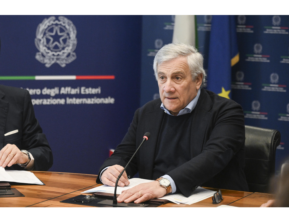 Tajani, ‘rimpatriati oltre 20mila italiani dall’inizio della crisi’