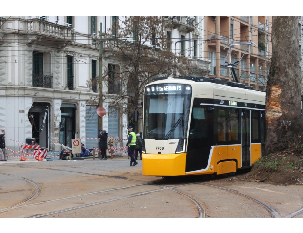 Tram deragliato, giovedì il conferimento dell’incarico per le autopsie
