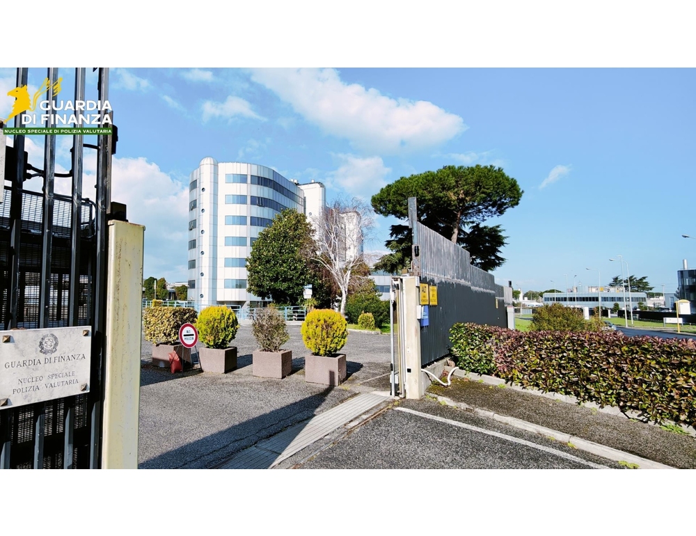 Truffe per 800mila euro per conto del clan dei casalesi, due arresti