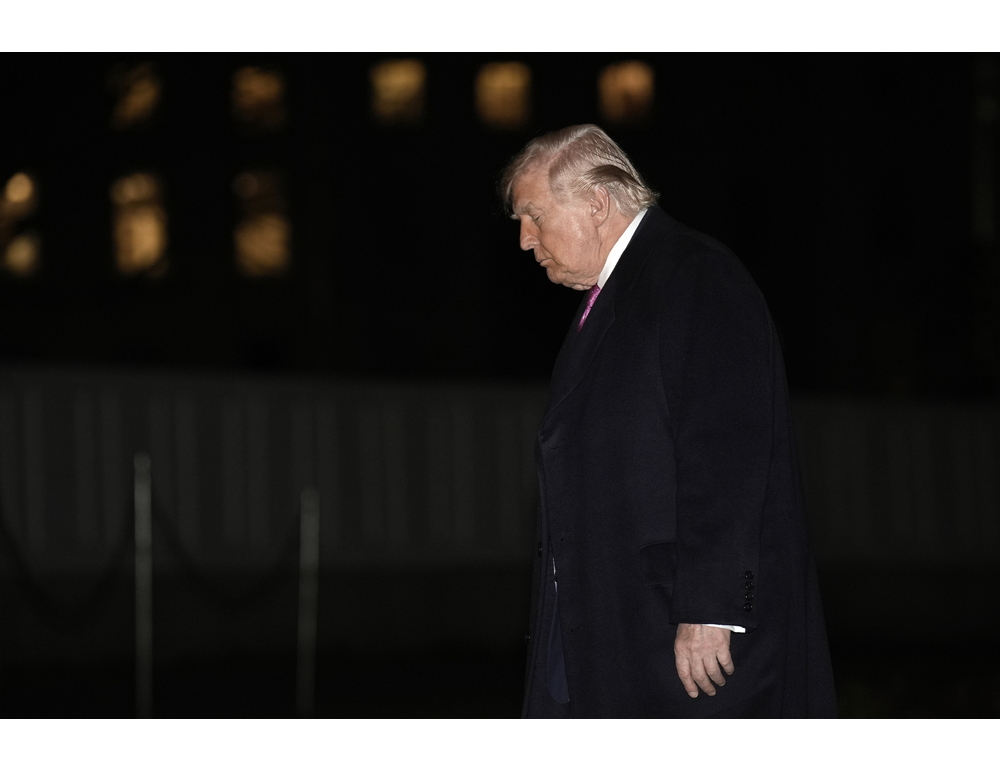 Trump, ‘chi non ci ha aiutato vada a prendersi da solo il petrolio a Hormuz’