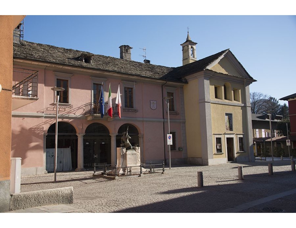 Uccise il figlio che aggrediva la madre, giudici in camera di consiglio