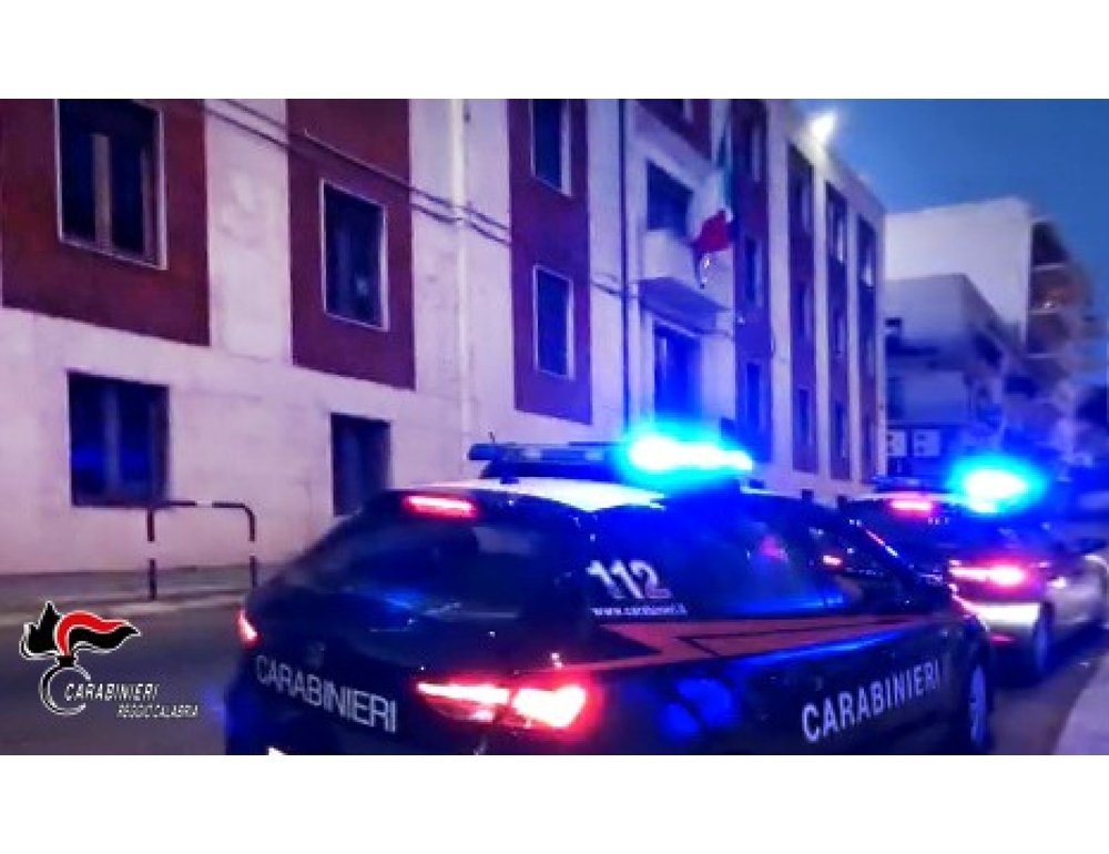 Ultracentenaria maltrattata in una Rsa, arrestato un operatore