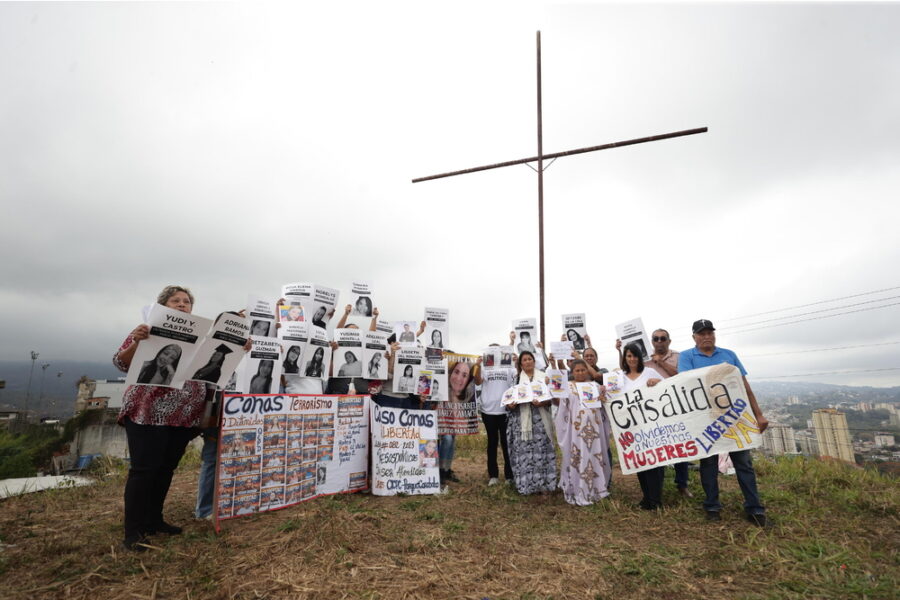 A Caracas appello silenzioso al Vaticano per chiedere liberazioni e giustizia