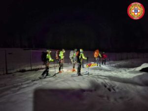 Soccorso alpino, esercitazione in notturna in Valle Intelvi