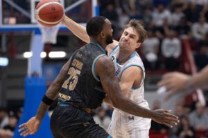 D0menica Cantù-Napoli, biglietti in vendita