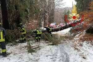 Maltempo con neve, disagi e problemi in Valle Intelvi