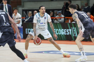Cantù cade a Tortona, sconfitta 100-73, partita dominata dai piemontesi