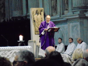 Anche a Como giornata di digiuno e penitenza. Il cardinale Cantoni: “Chiediamo il dono della pace”