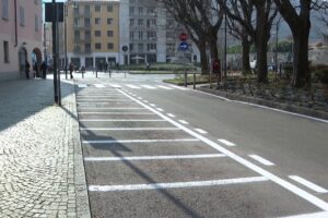 Como, in piazza Vittoria da oggi solo parcheggi per le moto