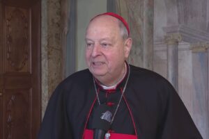 L’intervista al cardinale Cantoni. L’annuncio e il messaggio ai fedeli per Pasqua: “Siate artigiani della pace”