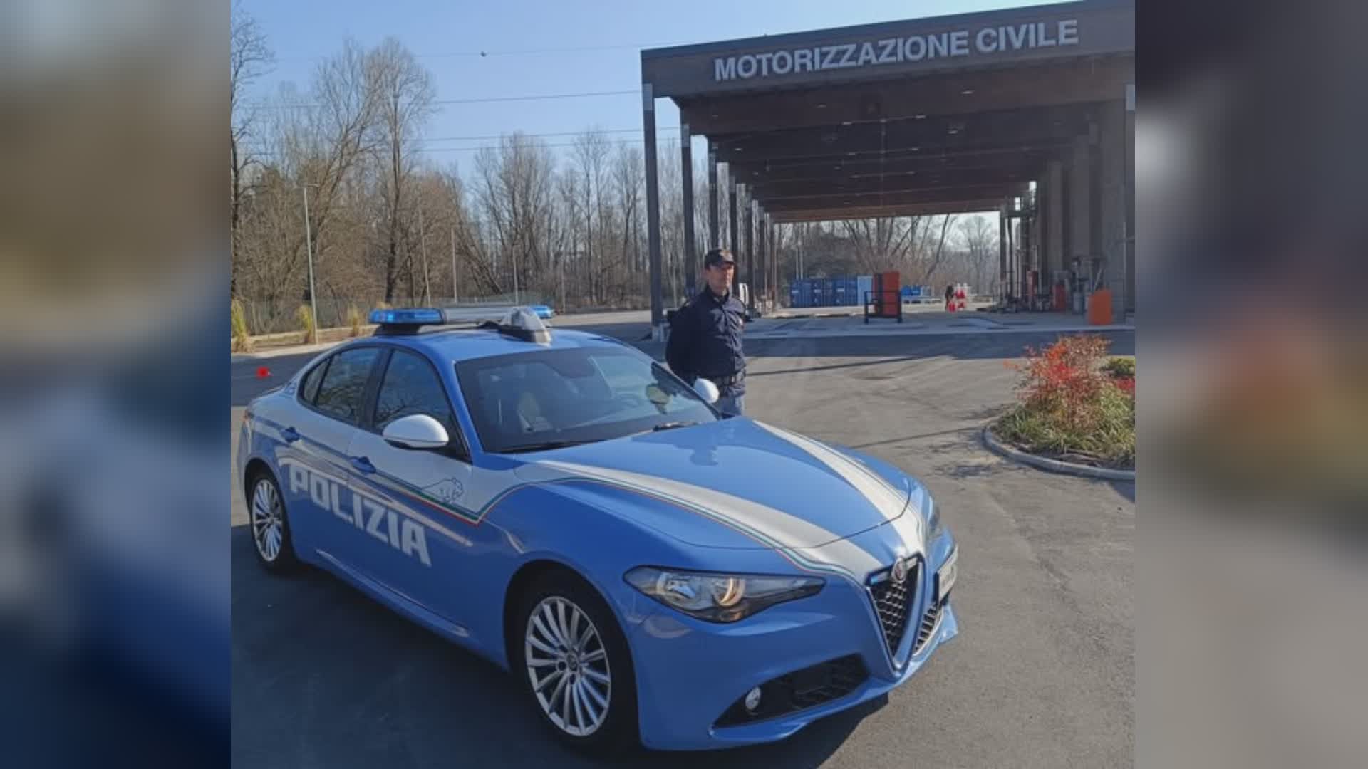 Auricolare, microcamera e router, egiziano di 32 anni denunciato per la solita truffa della patente