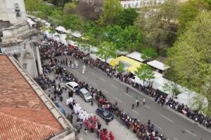Como, alle 15 la Via Crucis dalla basilica di viale Varese. La diretta su Etv