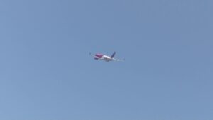 Aprile mese di scioperi: si inizia venerdì con il comparto aereo