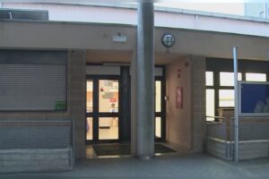 Palestra di via Giulini, il Pd: “Rapinese scenda dal piedistallo”. La replica: “Non accetto lezioni da chi ha miseramente fallito”