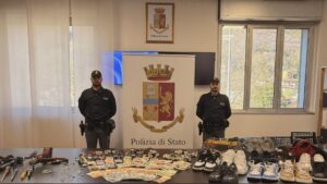 Furti nelle case, sgominata banda di sudamericani, quattro fermati dalla polizia